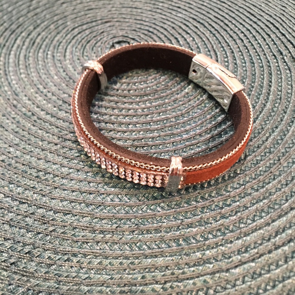 🌈 Rhinestone bracelet with brown suede